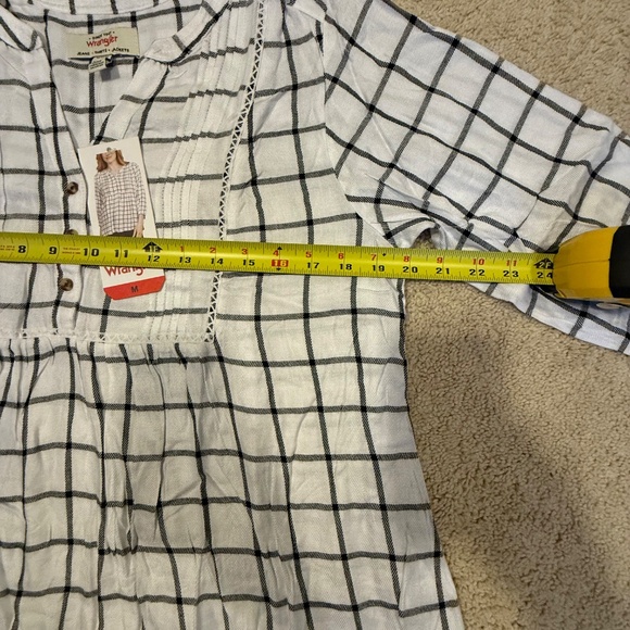 Wrangler Plaid Peasant Blouse White and Black Size M NWT - Picture 7 of 11